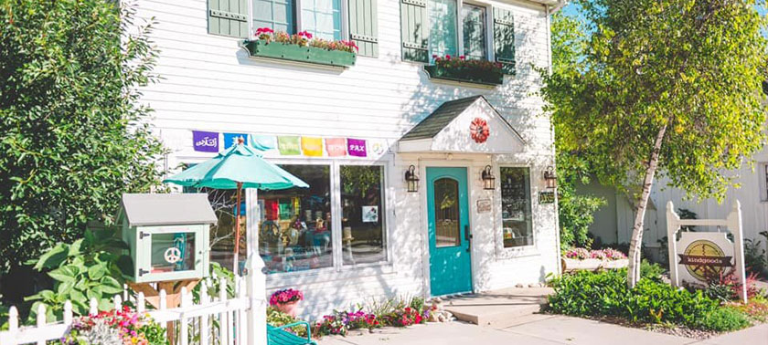 Front entrance at kindgoods in Sister Bay