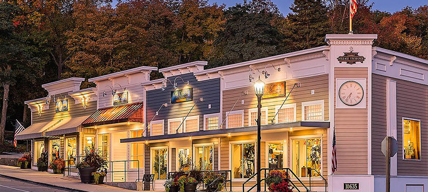 Exterior of On Deck Clothing Company in Sister Bay