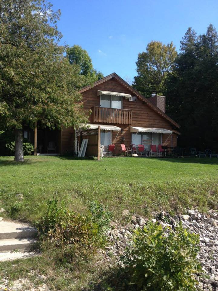 cabin at Island View Cottage